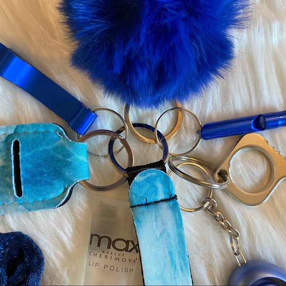 Self Defense Keychain - Picture 2 of 3